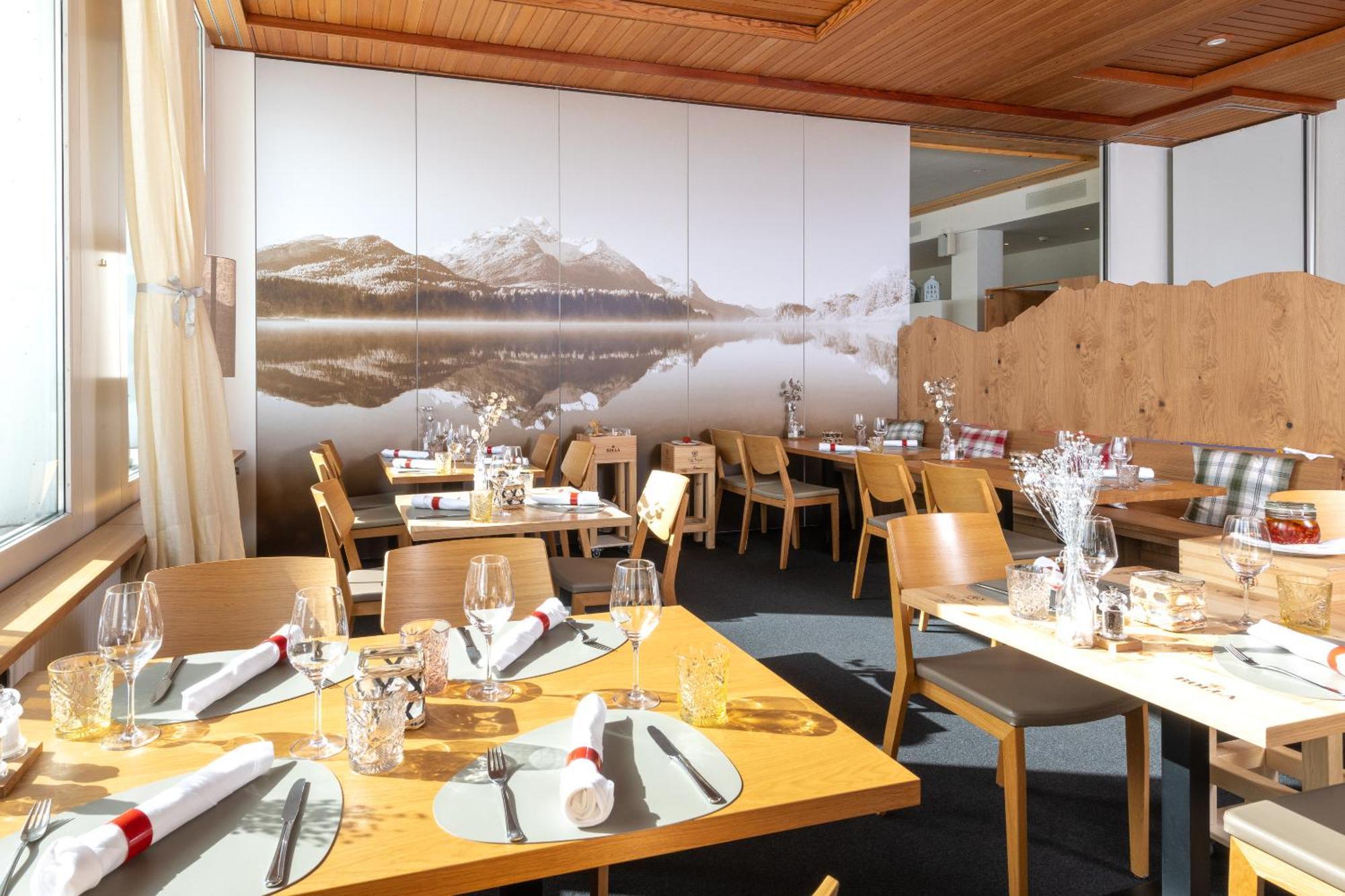 Randolins Familienresort St. Moritz Luaran gambar
