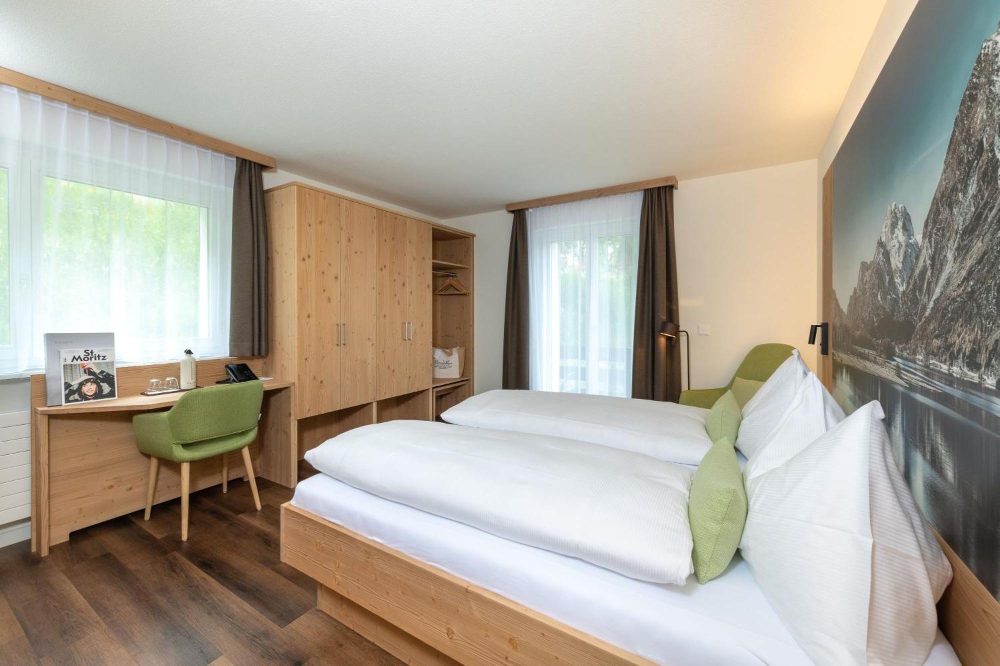 Randolins Familienresort St. Moritz Bilik gambar