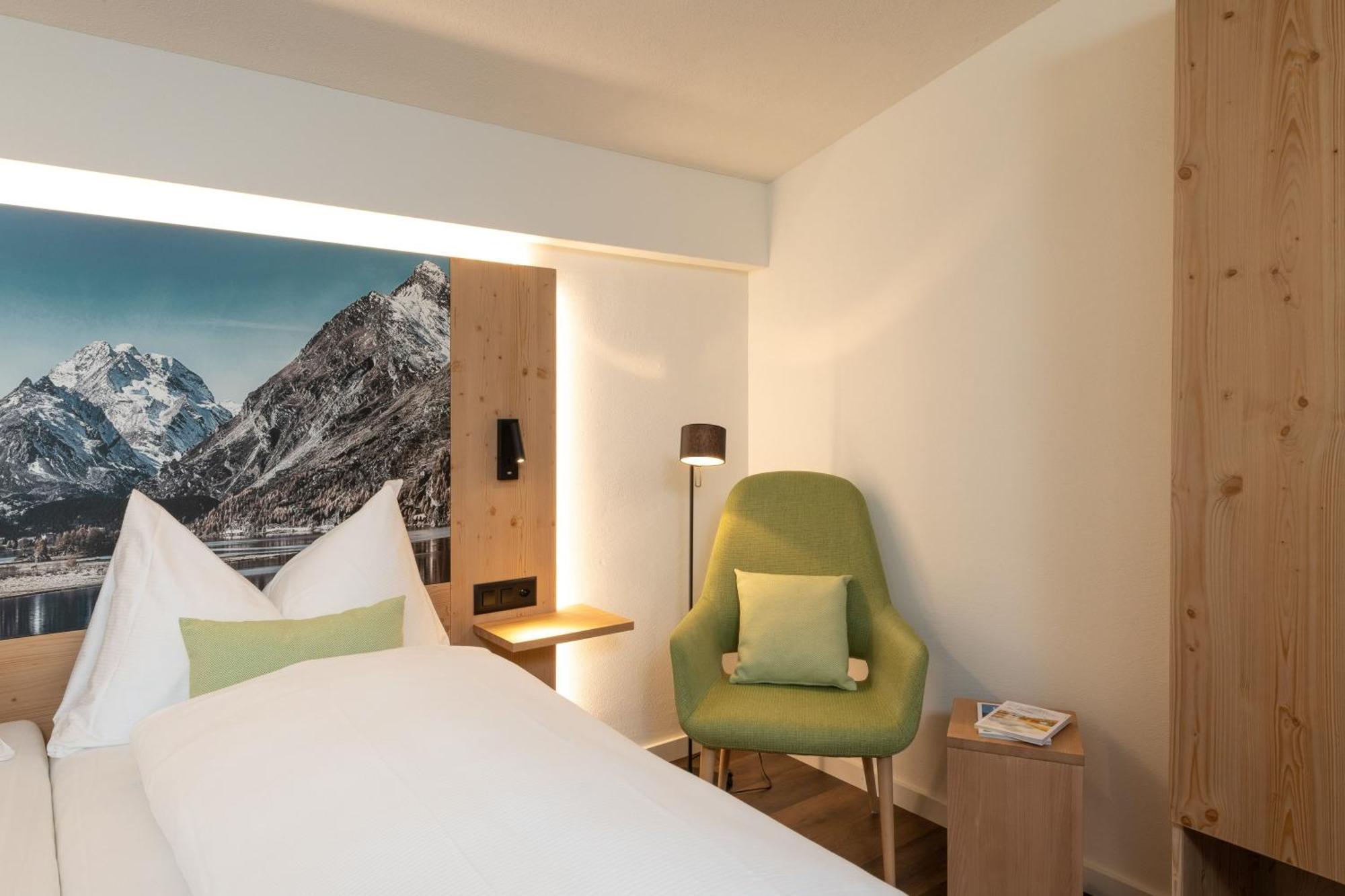 Randolins Familienresort St. Moritz Bilik gambar